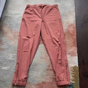 Albion fit Jetsetters Blush/Rose Size Small